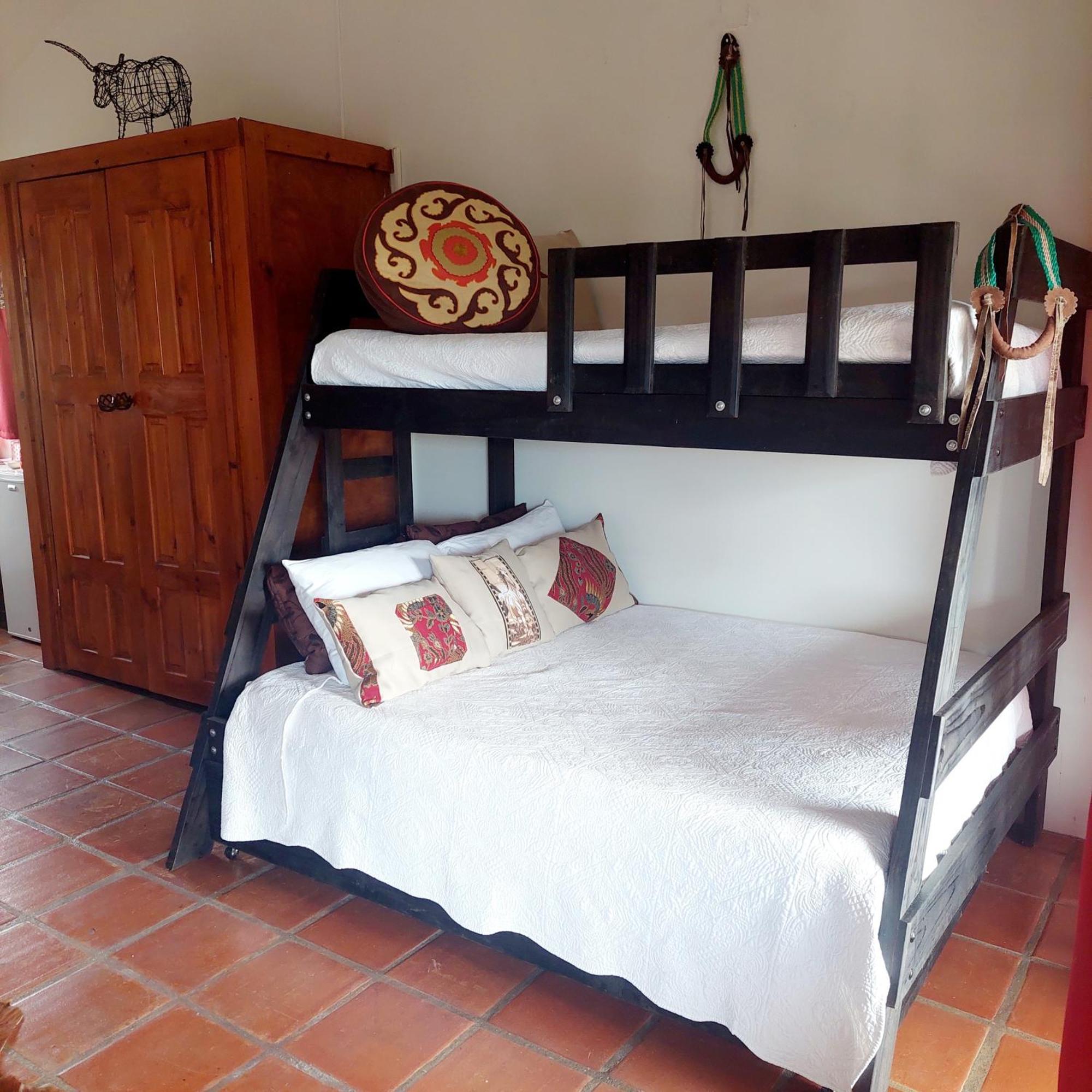 Toucan Lane Hotel And Restaurant Nuevo Arenal Ngoại thất bức ảnh