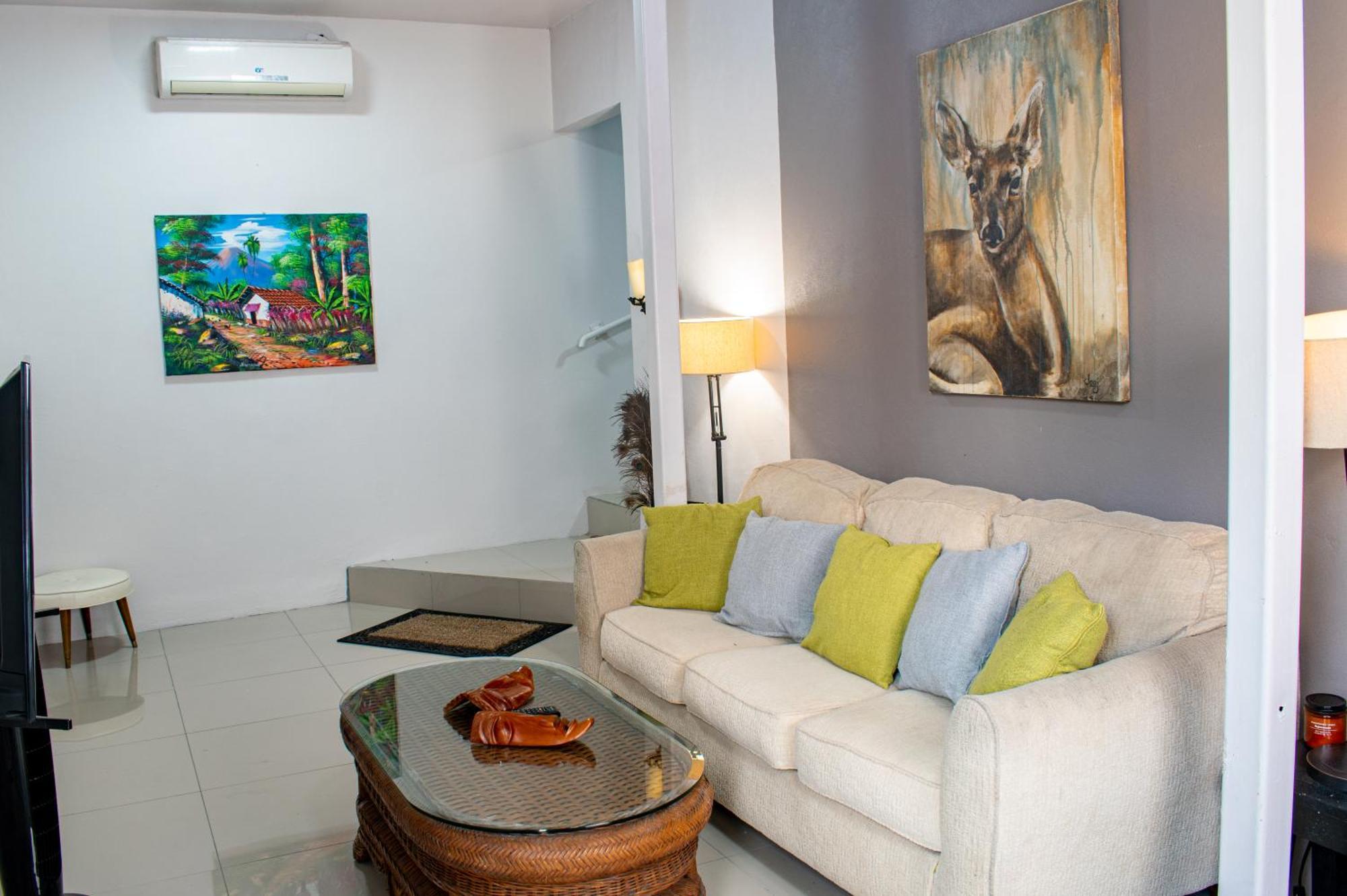 Toucan Lane Hotel And Restaurant Nuevo Arenal Ngoại thất bức ảnh