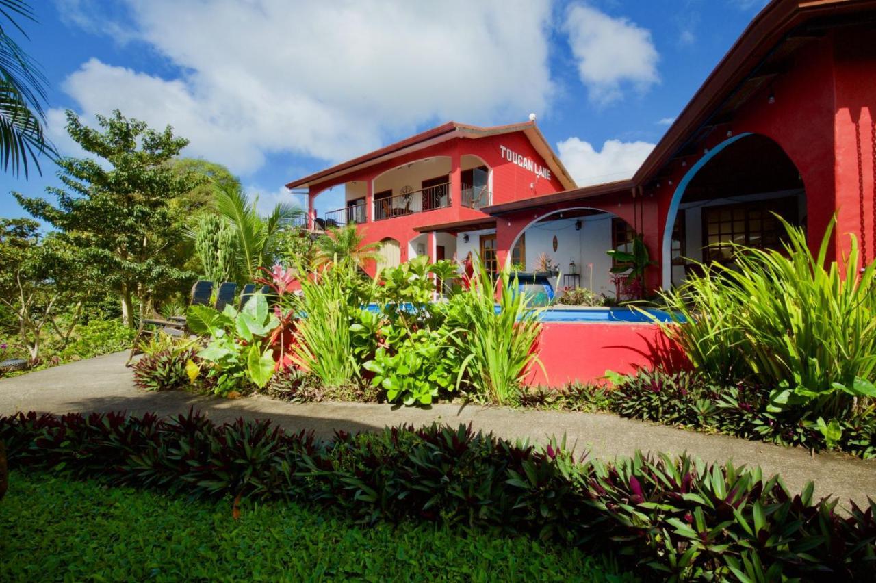 Toucan Lane Hotel And Restaurant Nuevo Arenal Ngoại thất bức ảnh