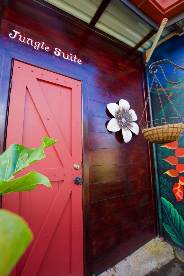 Toucan Lane Hotel And Restaurant Nuevo Arenal Ngoại thất bức ảnh